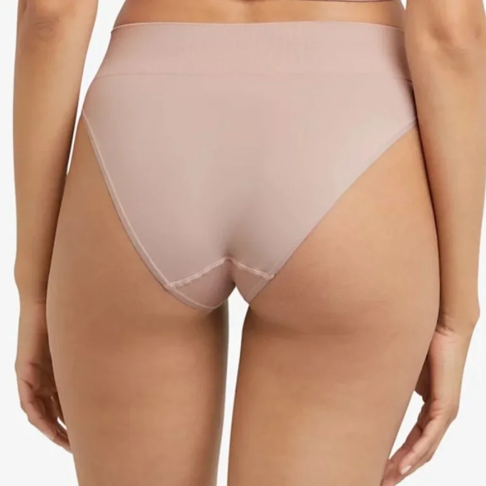 Maidenform M Seamless High Leg Bikini Underwear